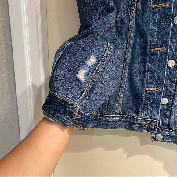 {Gap} Jean Jacket - Picture 5 of 8